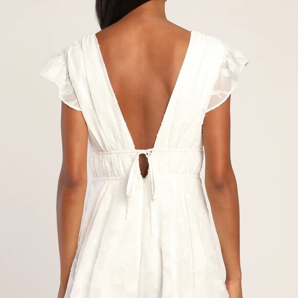 NWOT Lulus All About The Flowers White Burnout Floral Ruffled Romper - Picture 4 of 10